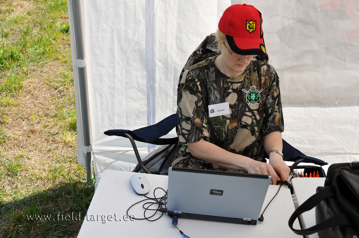 Laptop peab kestma 8 tundi